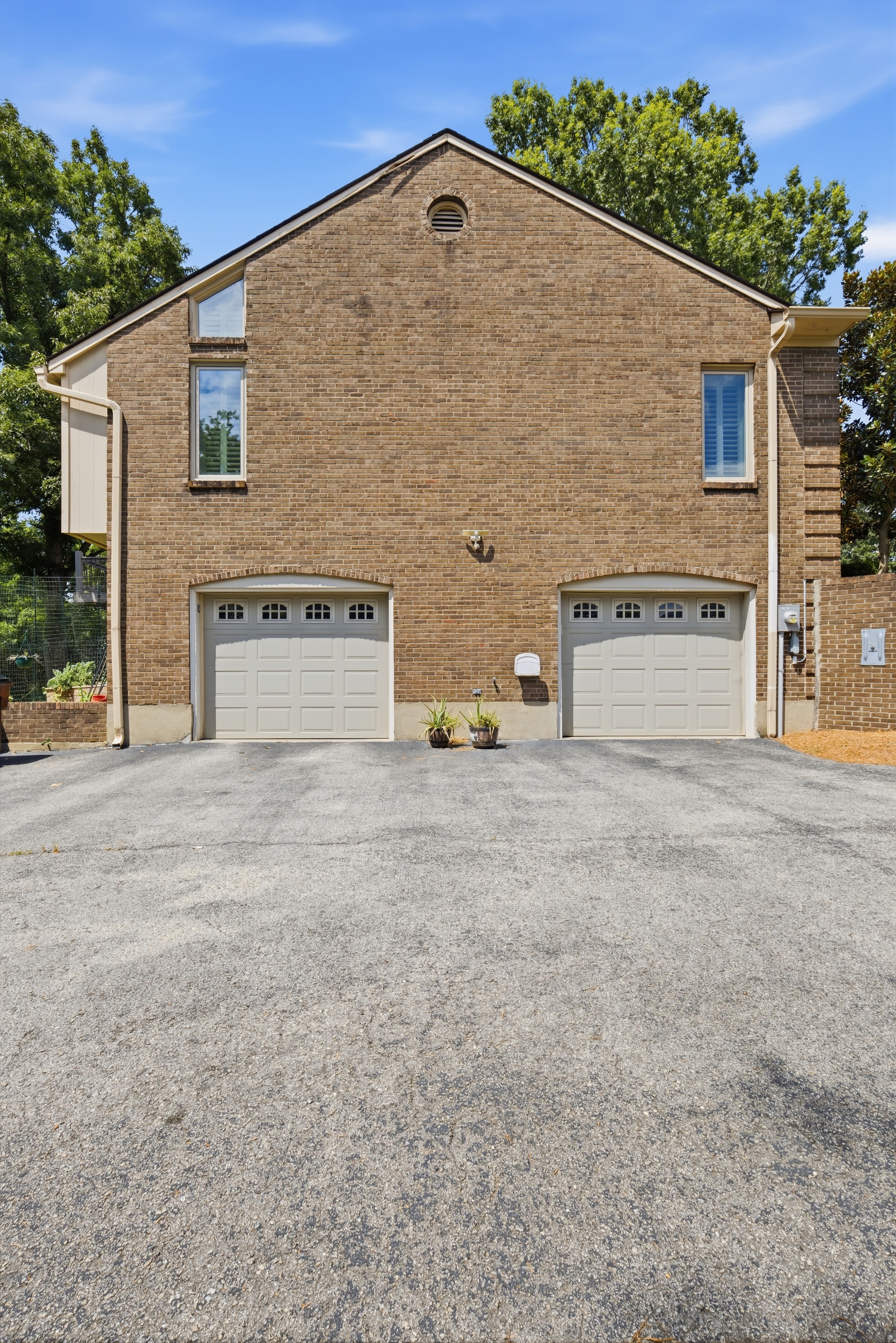  4319 Comanche Trail, Louisville, KY 40207 - 物件實景