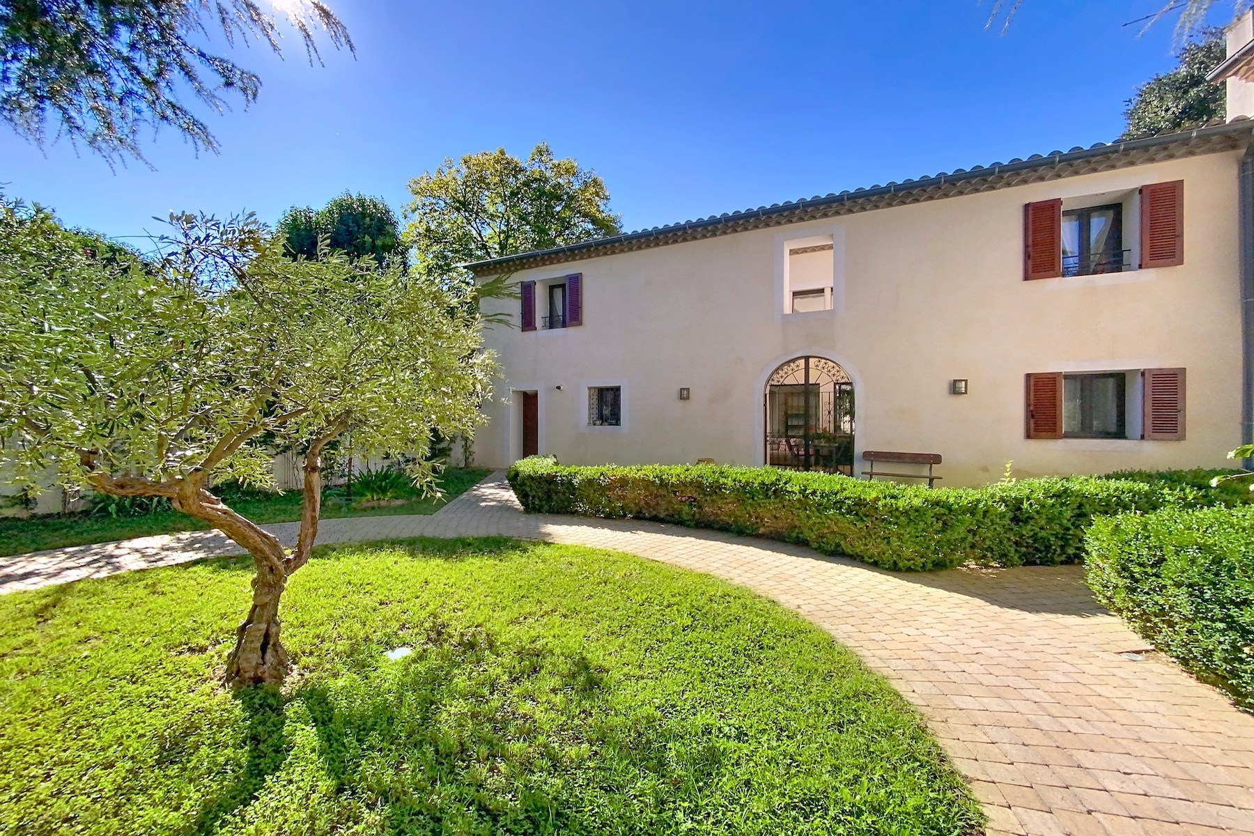  Nimes - Andalusian-Style Mas with Patio and Garden in a Private Park - 物件實景