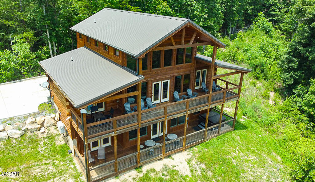 Sevierville, Tennessee, 37876, United States, 3 Bedrooms Bedrooms, ,5 BathroomsBathrooms,Residential,For Sale,1976900