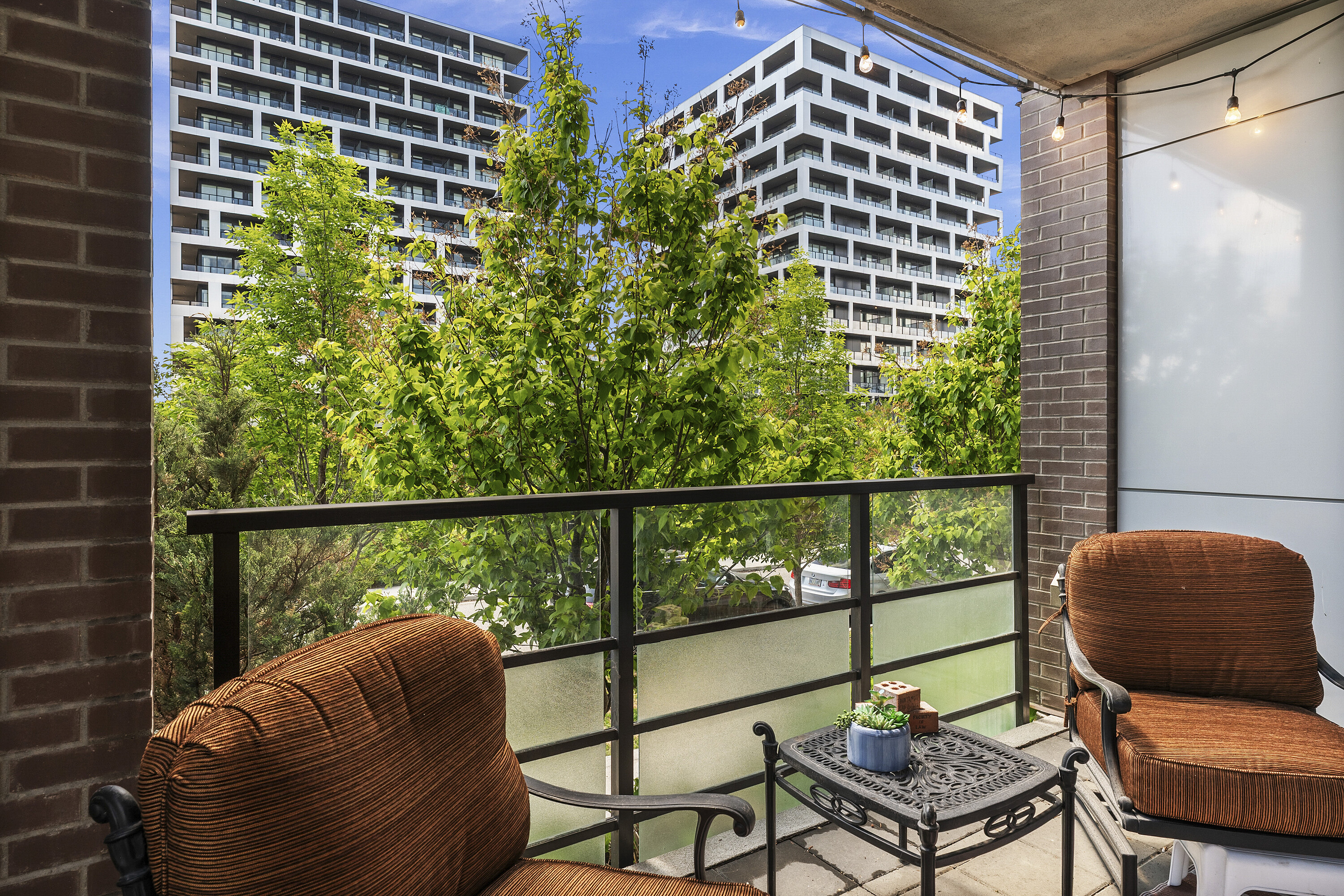  88 9 Street NE #122 - 物件實景
