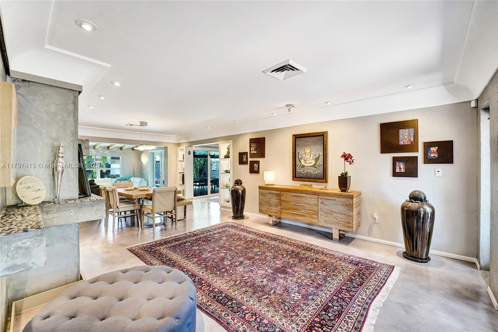 Wilton Manors, Florida, 33305, United States, 3 Bedrooms Bedrooms, ,3 BathroomsBathrooms,Residential,For Sale,1803102