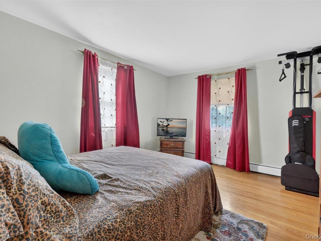 Wappingers Falls, New York, 12590, United States, 4 Bedrooms Bedrooms, ,2 BathroomsBathrooms,Residential,For Sale,2049359