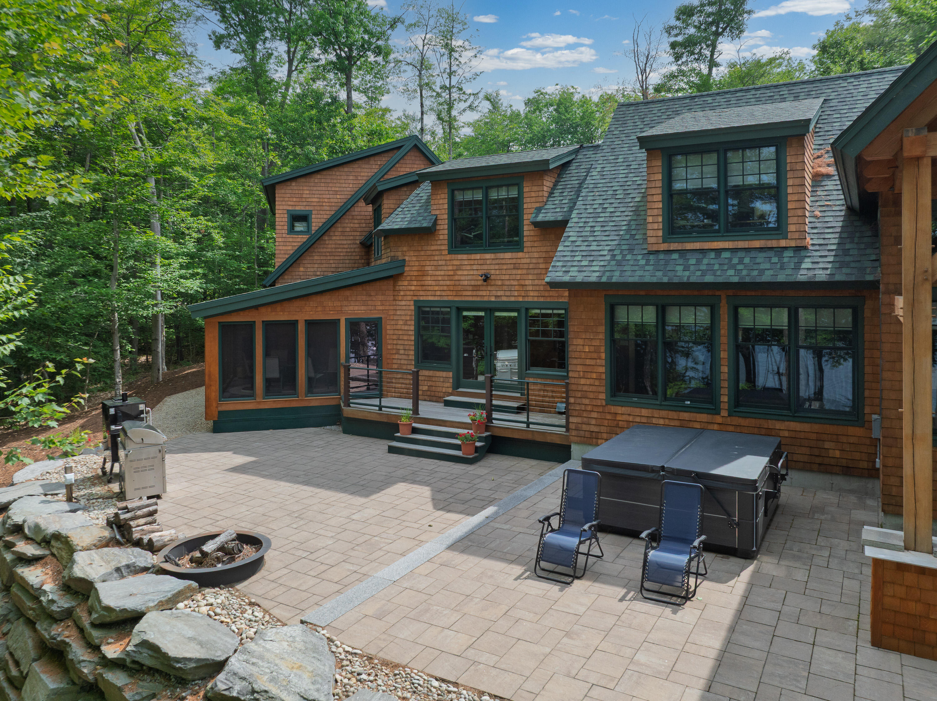 Harrison, Maine, 04040, United States, 5 Bedrooms Bedrooms, ,4 BathroomsBathrooms,Residential,For Sale,1885742