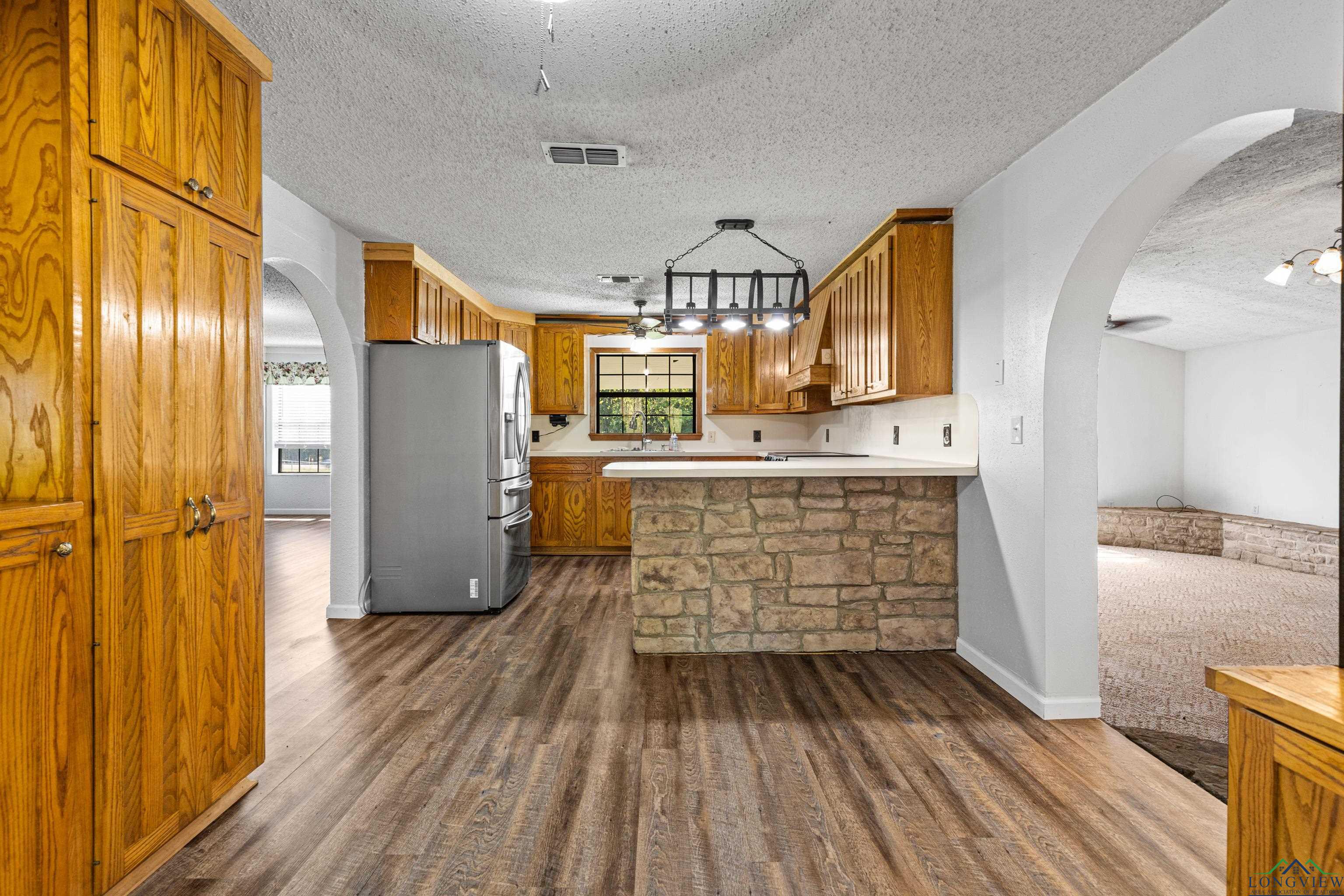 Tatum, Texas, 75691, United States, 3 Bedrooms Bedrooms, ,2 BathroomsBathrooms,Residential,For Sale,1933194