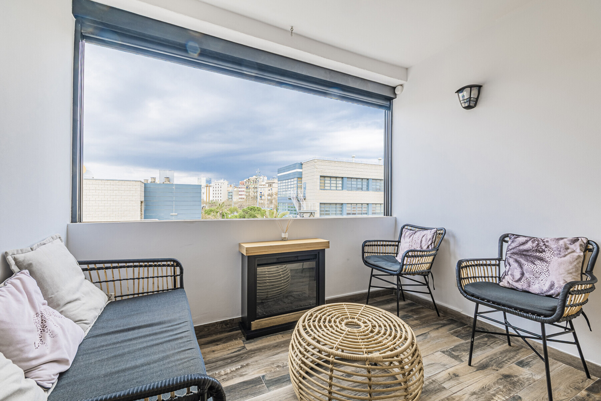  Modern apartment in front of the beach - 物件實景