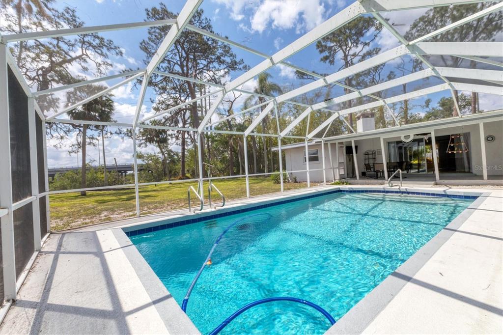 Bradenton, Florida, 34208, United States, 3 Bedrooms Bedrooms, ,2 BathroomsBathrooms,Residential,For Sale,1960554