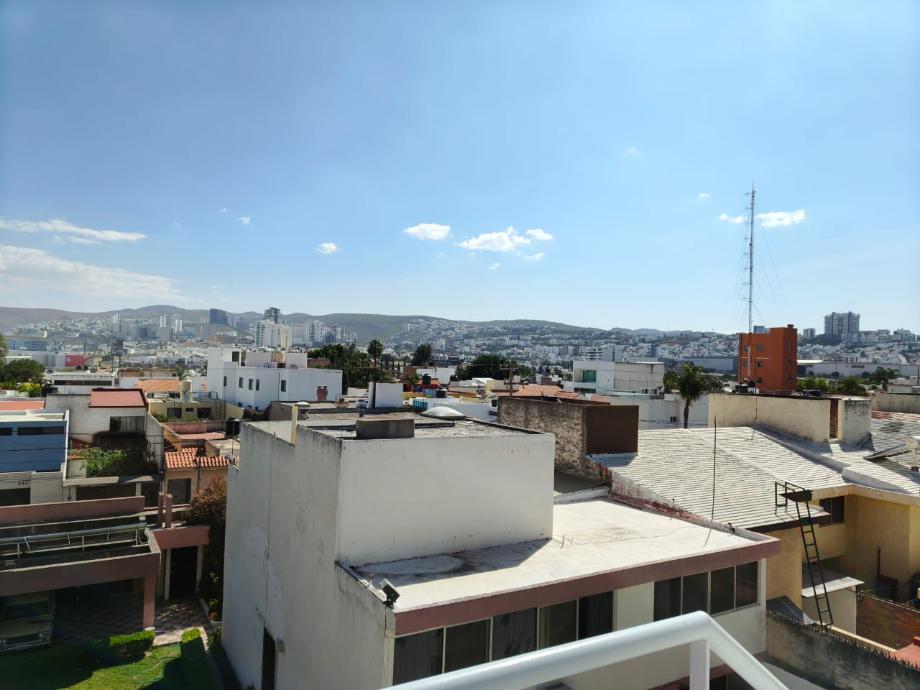 Loma Dorada, San Luis Potosí, San Luis Potosí, 78215, Mexico, 2 Bedrooms Bedrooms, ,3 BathroomsBathrooms,Residential,For Sale,Loma Dorada,1672502