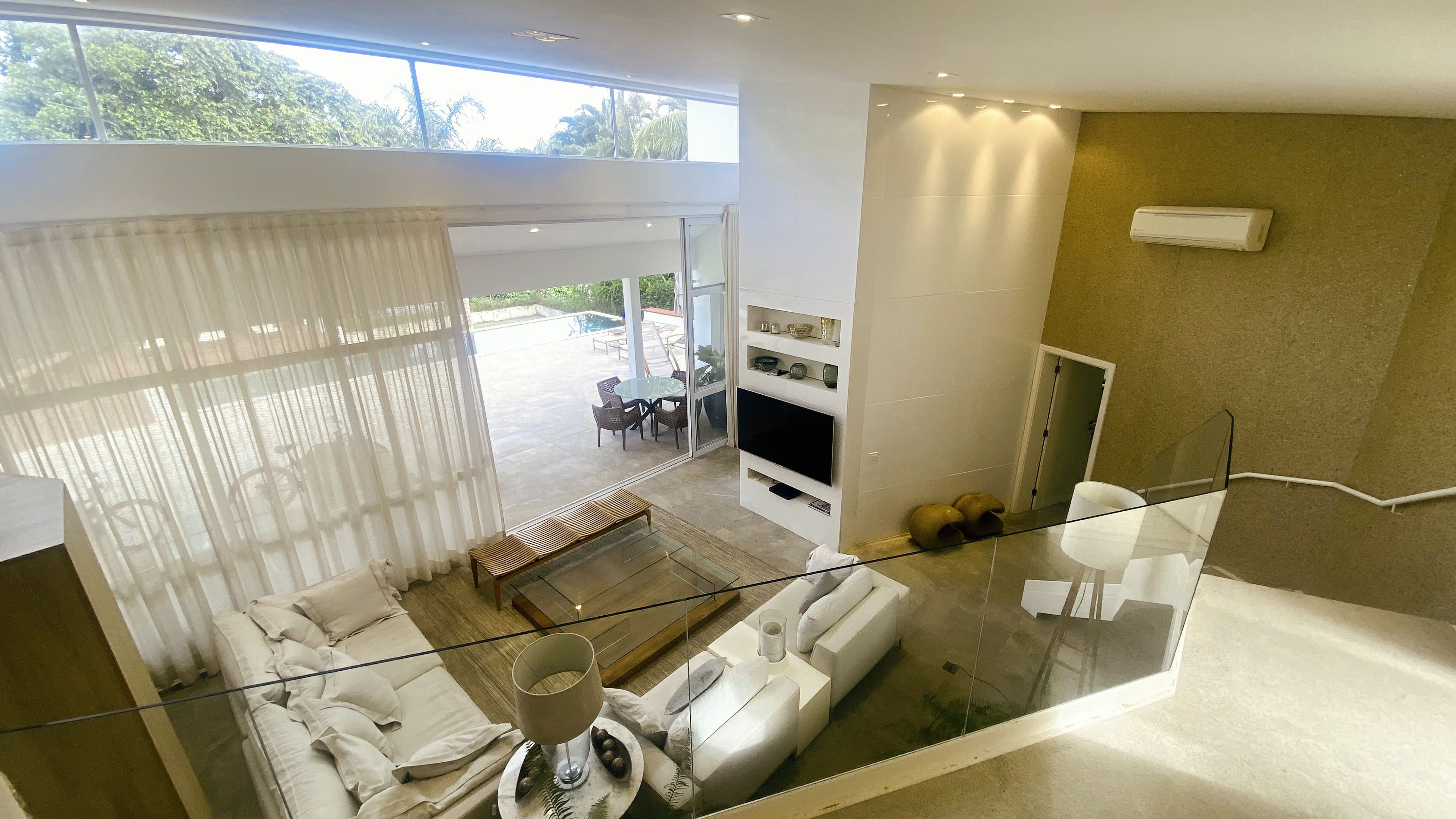  Exclusive coastal retreat with ocean views and privileged beach access - 物件實景