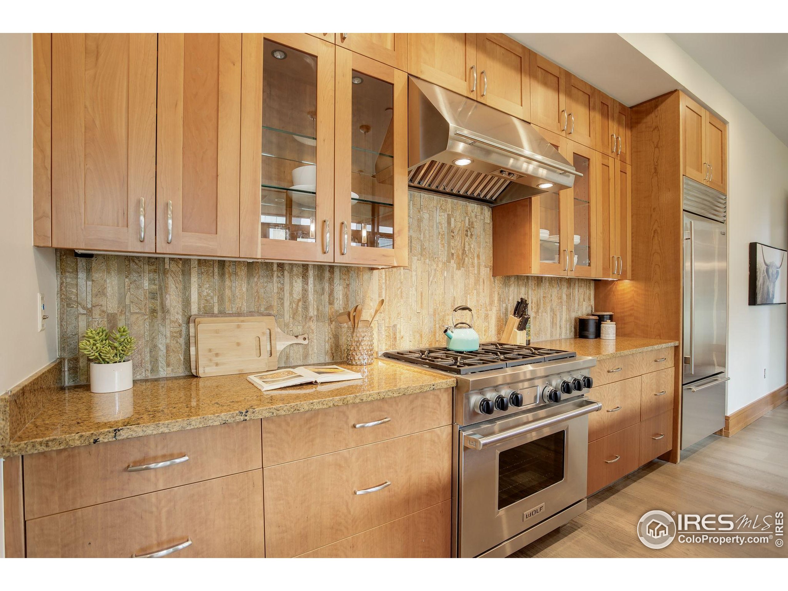 Boulder, Colorado, 80302, United States, 2 Bedrooms Bedrooms, ,2 BathroomsBathrooms,Residential,For Sale,1992797