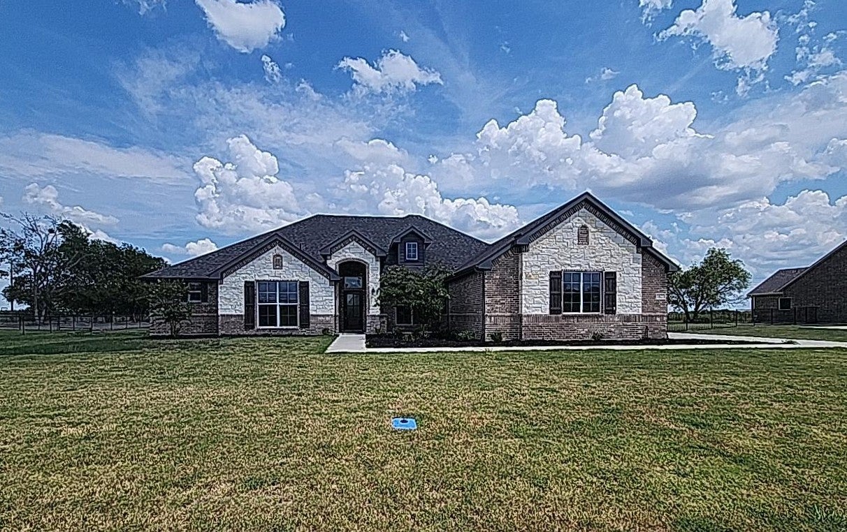 Farmersville, Texas, 75442, United States, 3 Bedrooms Bedrooms, ,3 BathroomsBathrooms,Residential,For Sale,1982491