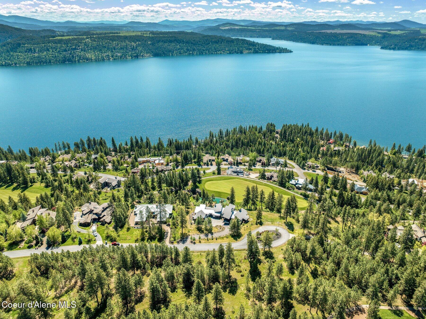 Coeur D'alene, Idaho, 83814, United States, 3 Bedrooms Bedrooms, ,2 BathroomsBathrooms,Residential,For Sale,1926176