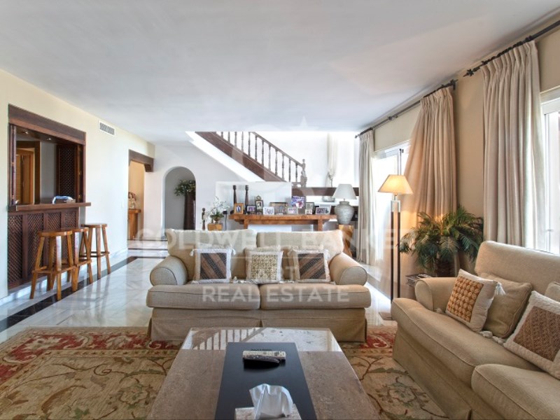 Marbella, Andalusia, ES, 5 Bedrooms Bedrooms, ,4 BathroomsBathrooms,Residential,For Sale,1848501