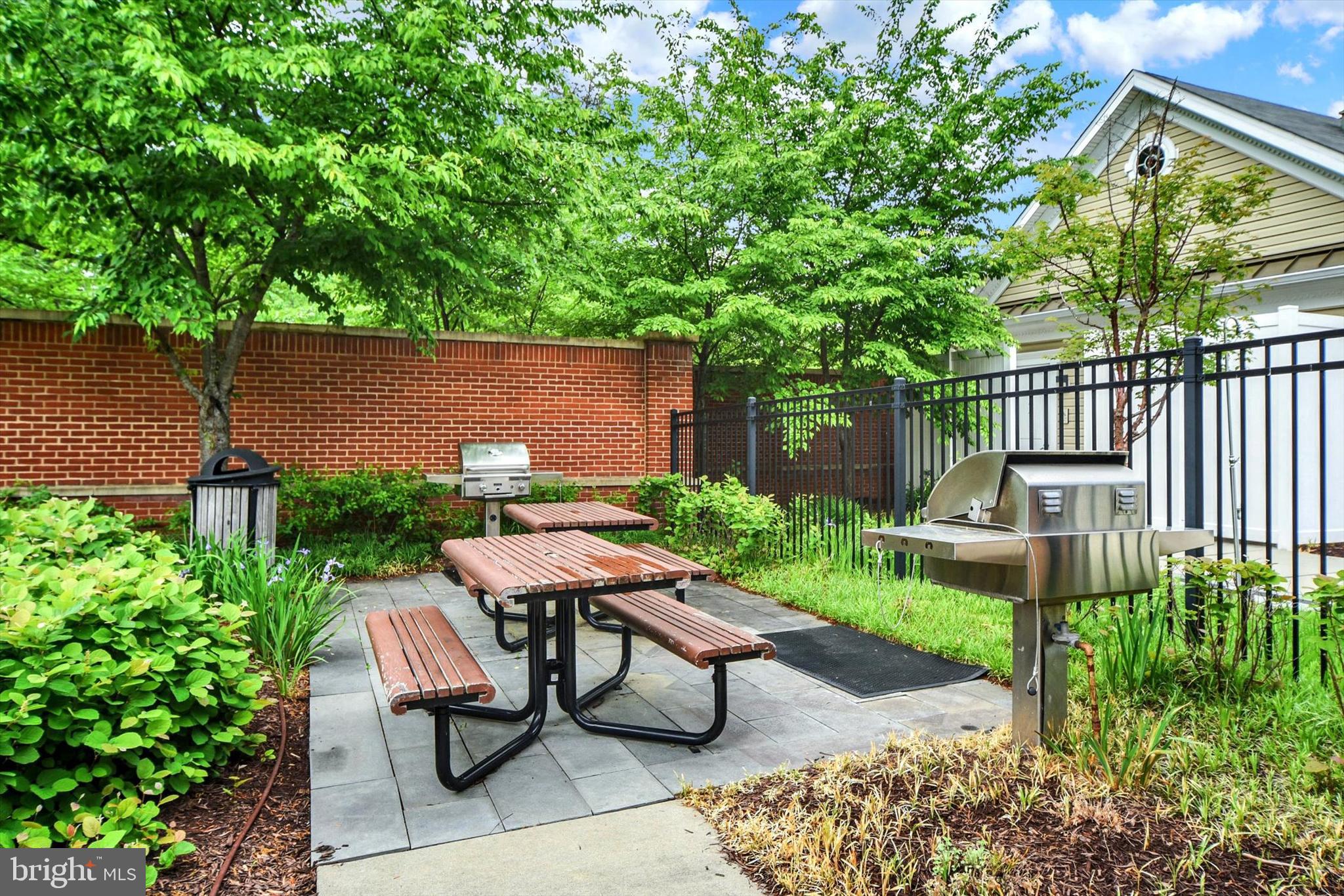 Pasadena, Maryland, 21122, United States, 3 Bedrooms Bedrooms, ,3 BathroomsBathrooms,Residential,For Sale,1982348