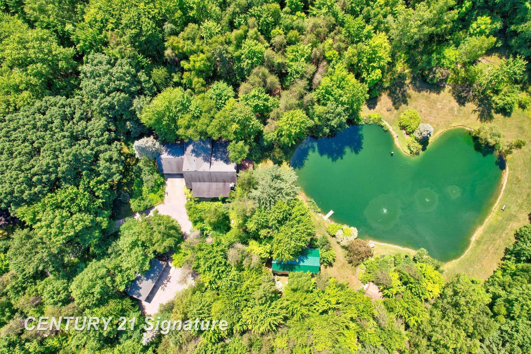 Chesaning, Michigan, 48616, United States, 4 Bedrooms Bedrooms, ,3 BathroomsBathrooms,Residential,For Sale,1980512