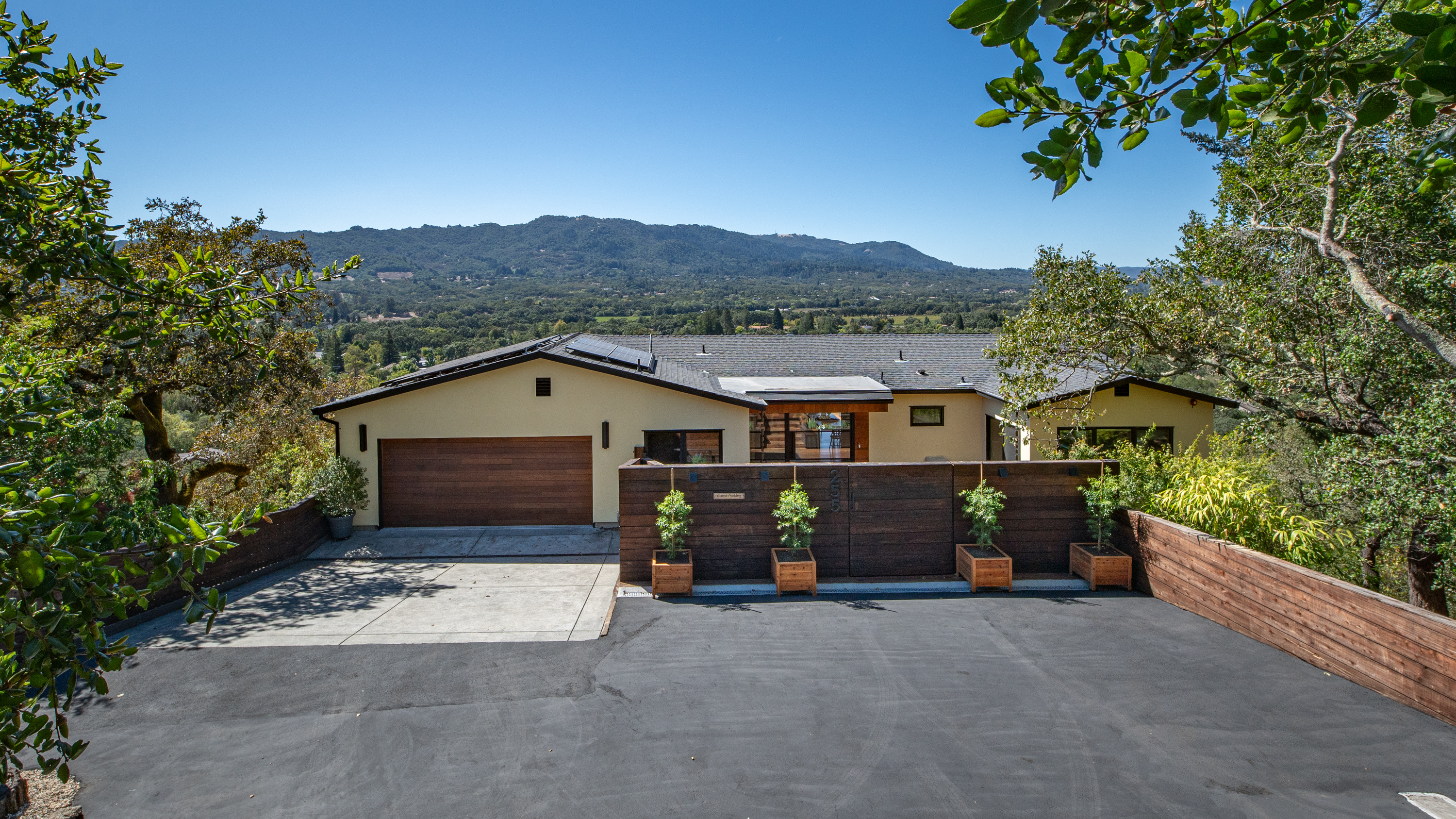  Panoramic Sonoma Views & Income-Producing ADU - 物件實景