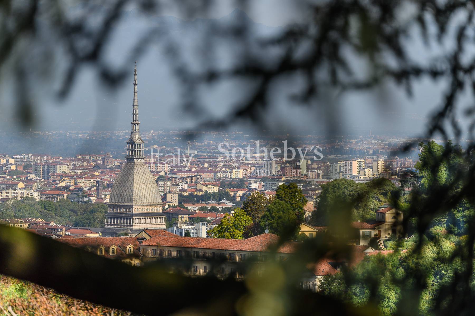  Villa with Panoramic Views and Park in Turin’s Hills - 物件實景