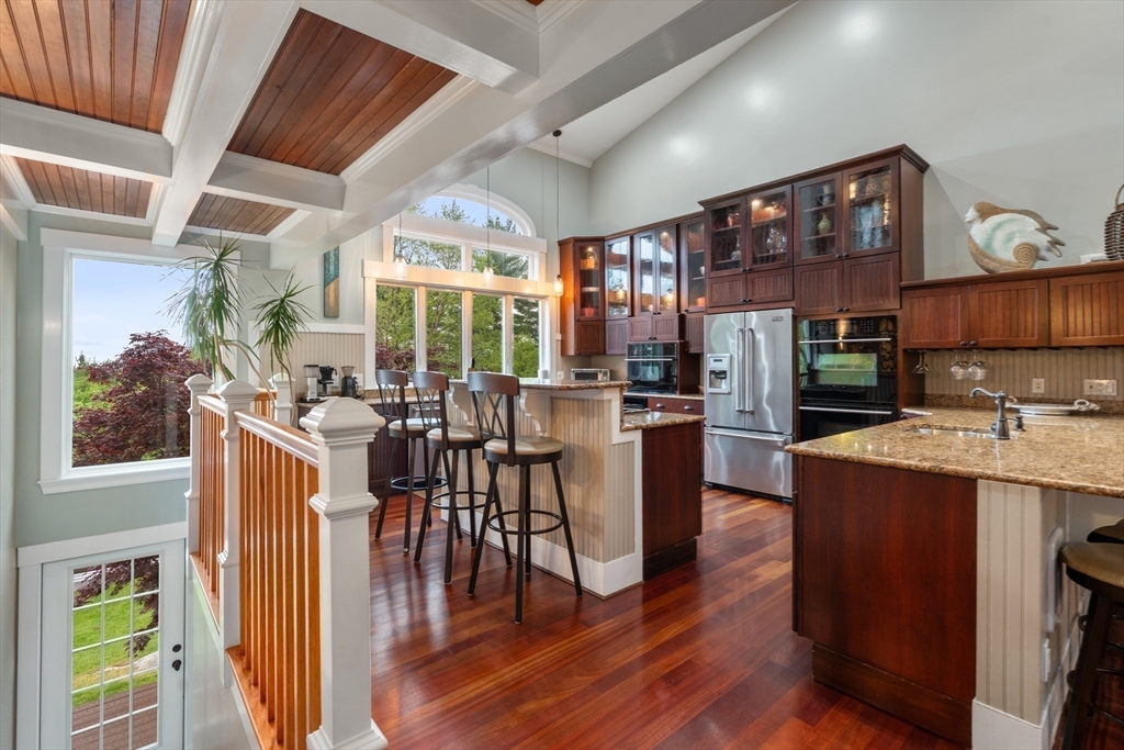 Manchester, Massachusetts, 01944, United States, 4 Bedrooms Bedrooms, ,3 BathroomsBathrooms,Residential,For Sale,1846974