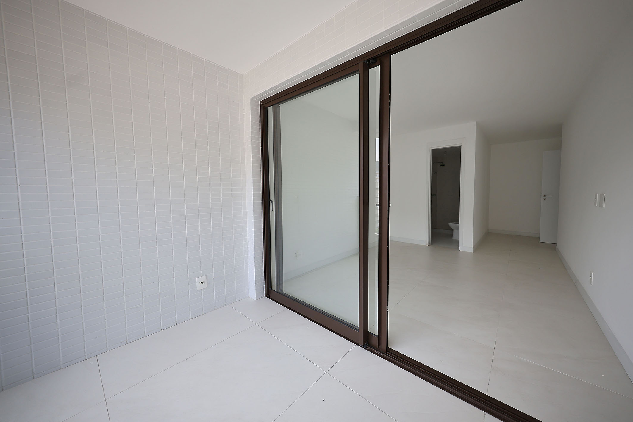  New apartment with three suites and high-end amenities - 物件實景