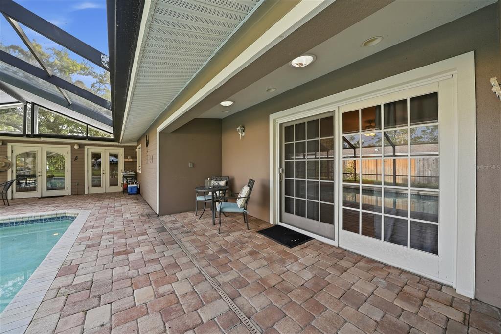 St Petersburg, Florida, 33703, United States, 4 Bedrooms Bedrooms, ,4 BathroomsBathrooms,Residential,For Sale,2002188
