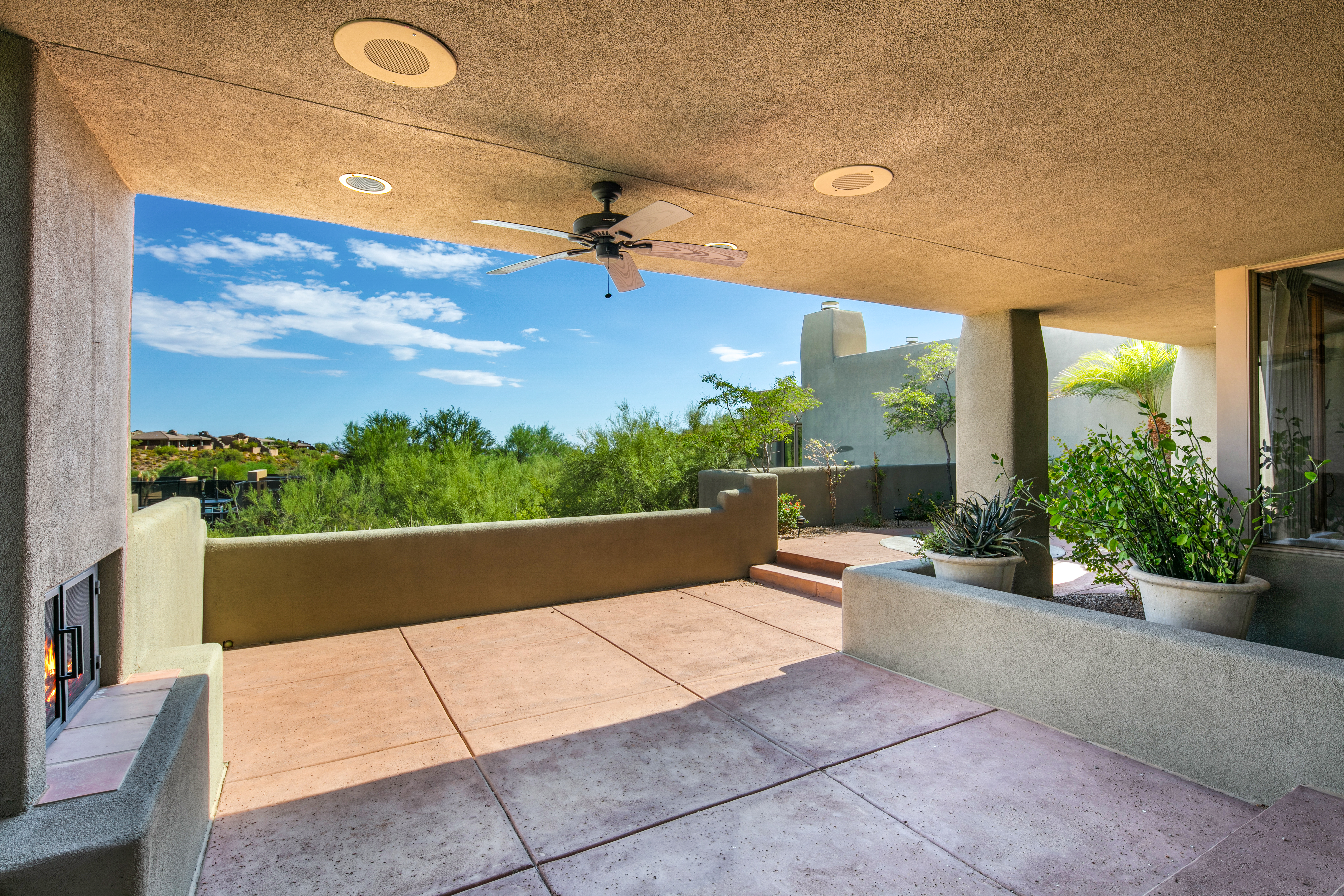  10095 E Graythorn Dr  Scottsdale, AZ - 物件實景