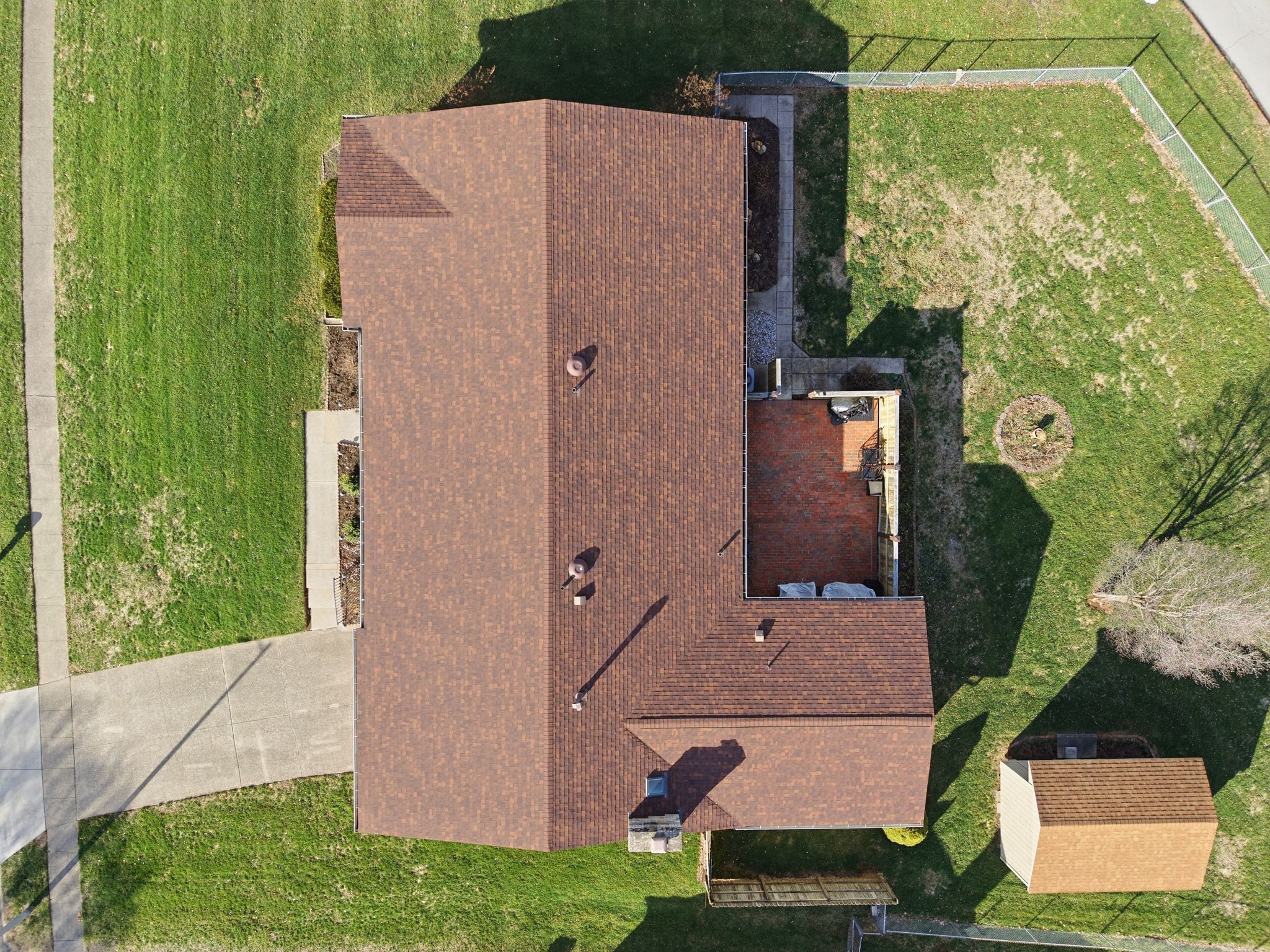  697 Cindy Blair Way - 物件實景