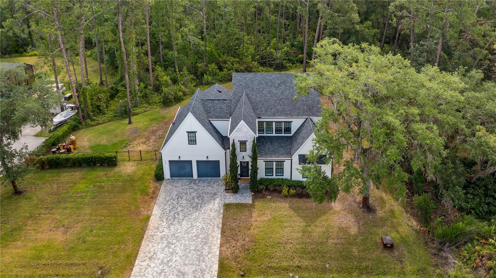 CLERMONT, Florida, 34711, United States, 5 Bedrooms Bedrooms, ,5 BathroomsBathrooms,Residential,For Sale,1794342