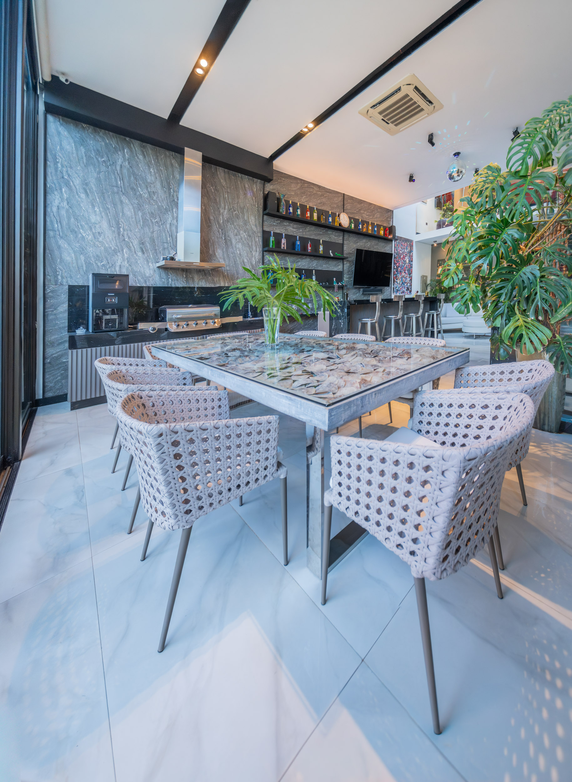  Exclusive Fully Furnished 4-Bedroom En-Suite Residence - 物件實景