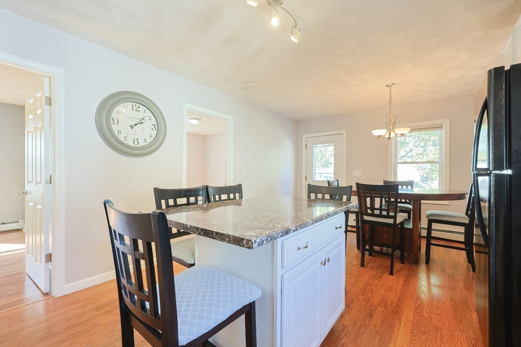 Peabody, Massachusetts, 01960, United States, 3 Bedrooms Bedrooms, ,2 BathroomsBathrooms,Residential,For Sale,2002865