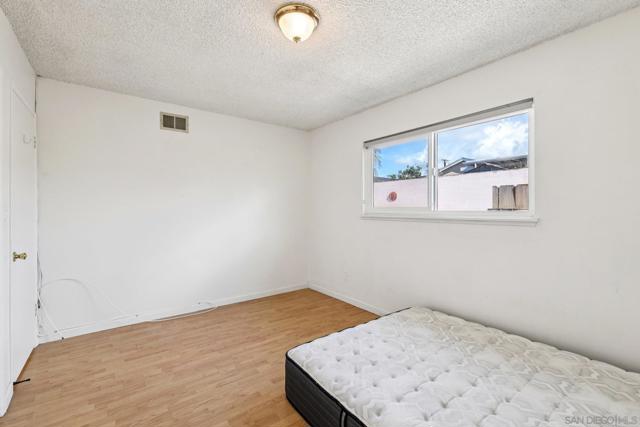 San Diego, California, 92111, United States, 3 Bedrooms Bedrooms, ,2 BathroomsBathrooms,Residential,For Sale,2007846