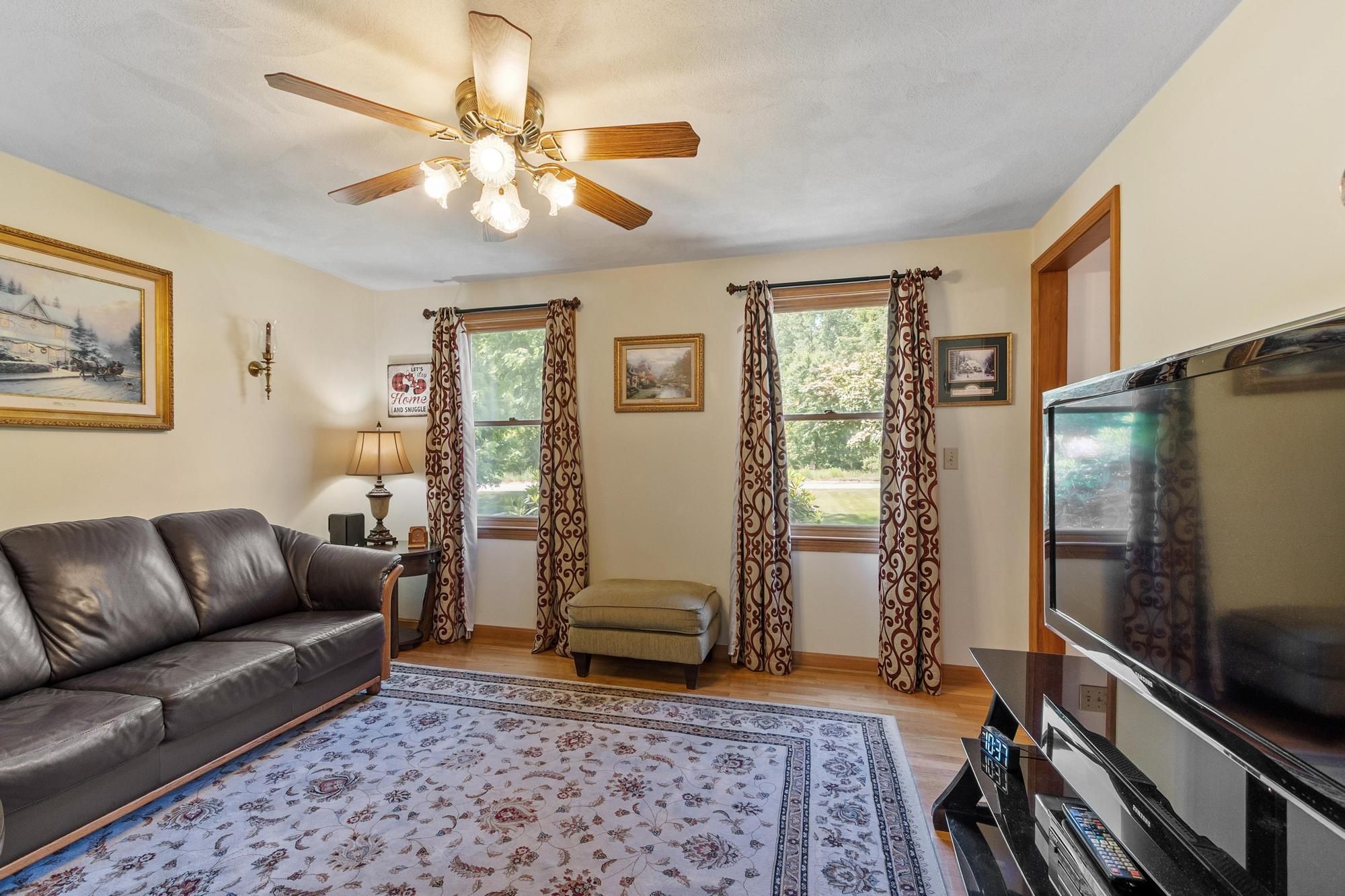  47 Sequoia Drive, Tyngsborough, MA, 01879 - 物件實景