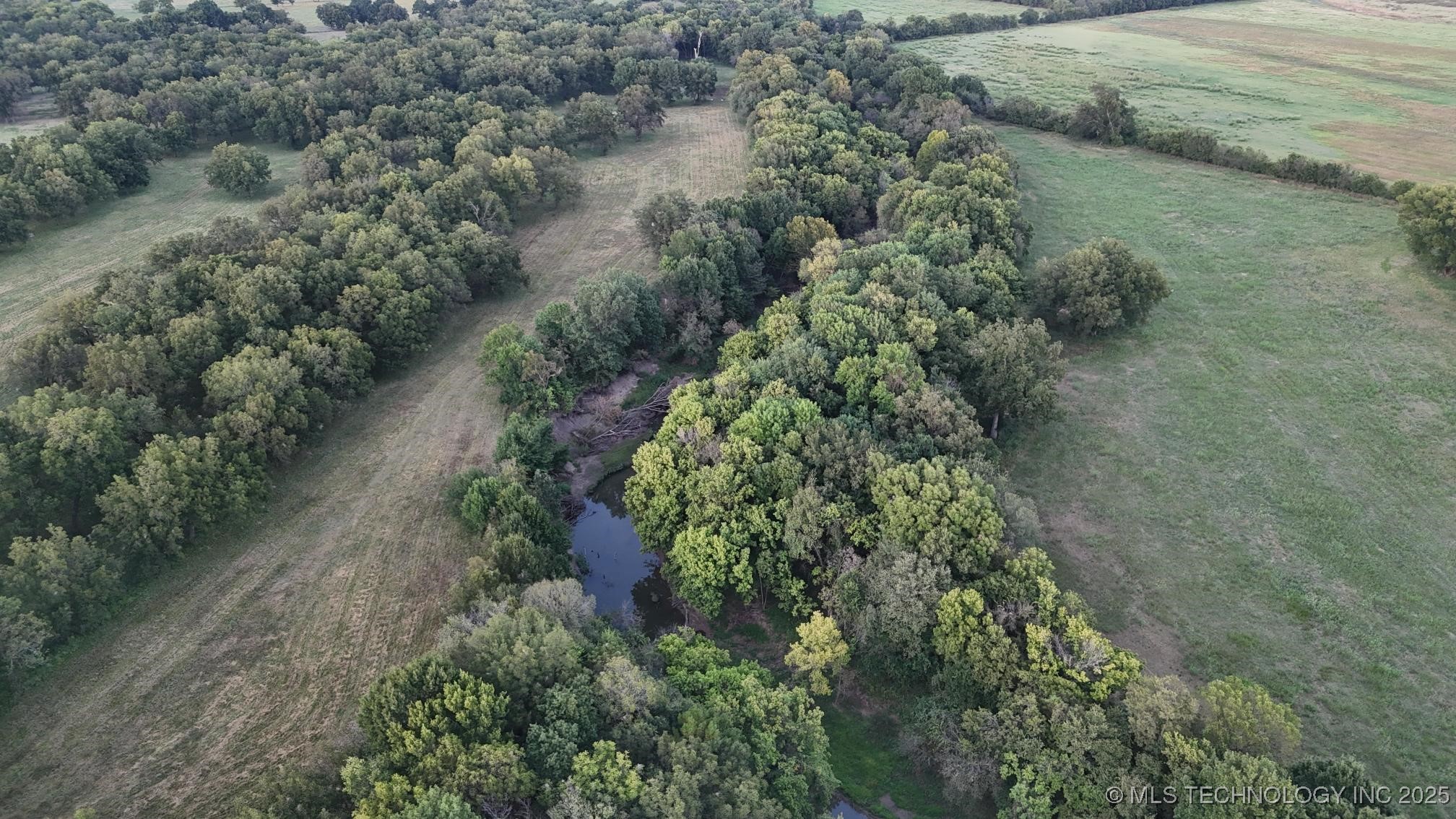 Mounds, Oklahoma, 74047, United States, 4 Bedrooms Bedrooms, ,6 BathroomsBathrooms,Residential,For Sale,1960960