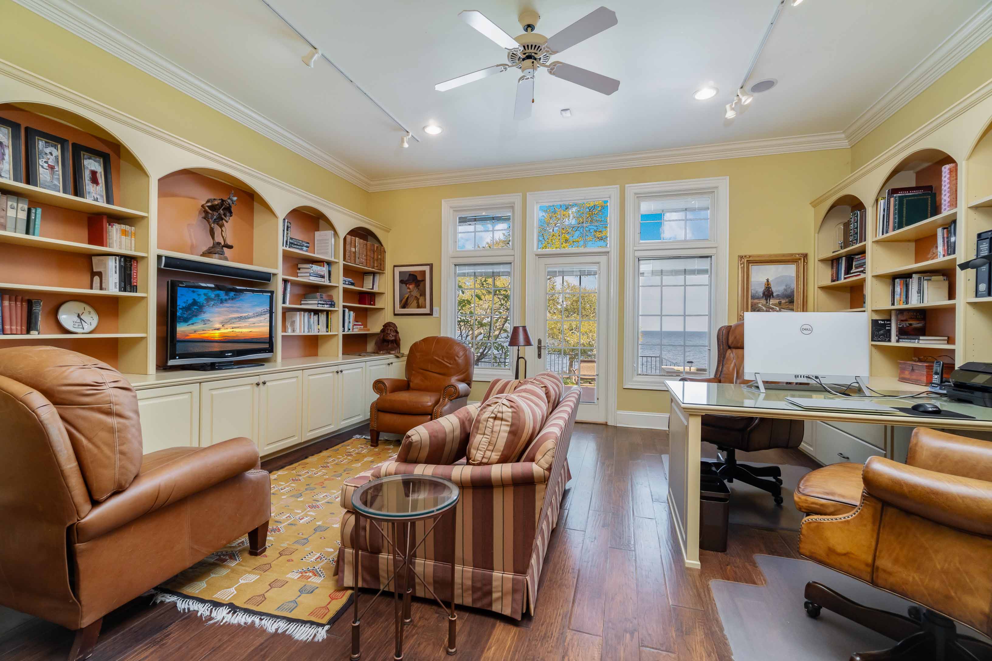 Oriental, North Carolina, 28571, United States, 3 Bedrooms Bedrooms, ,5 BathroomsBathrooms,Residential,For Sale,2011352