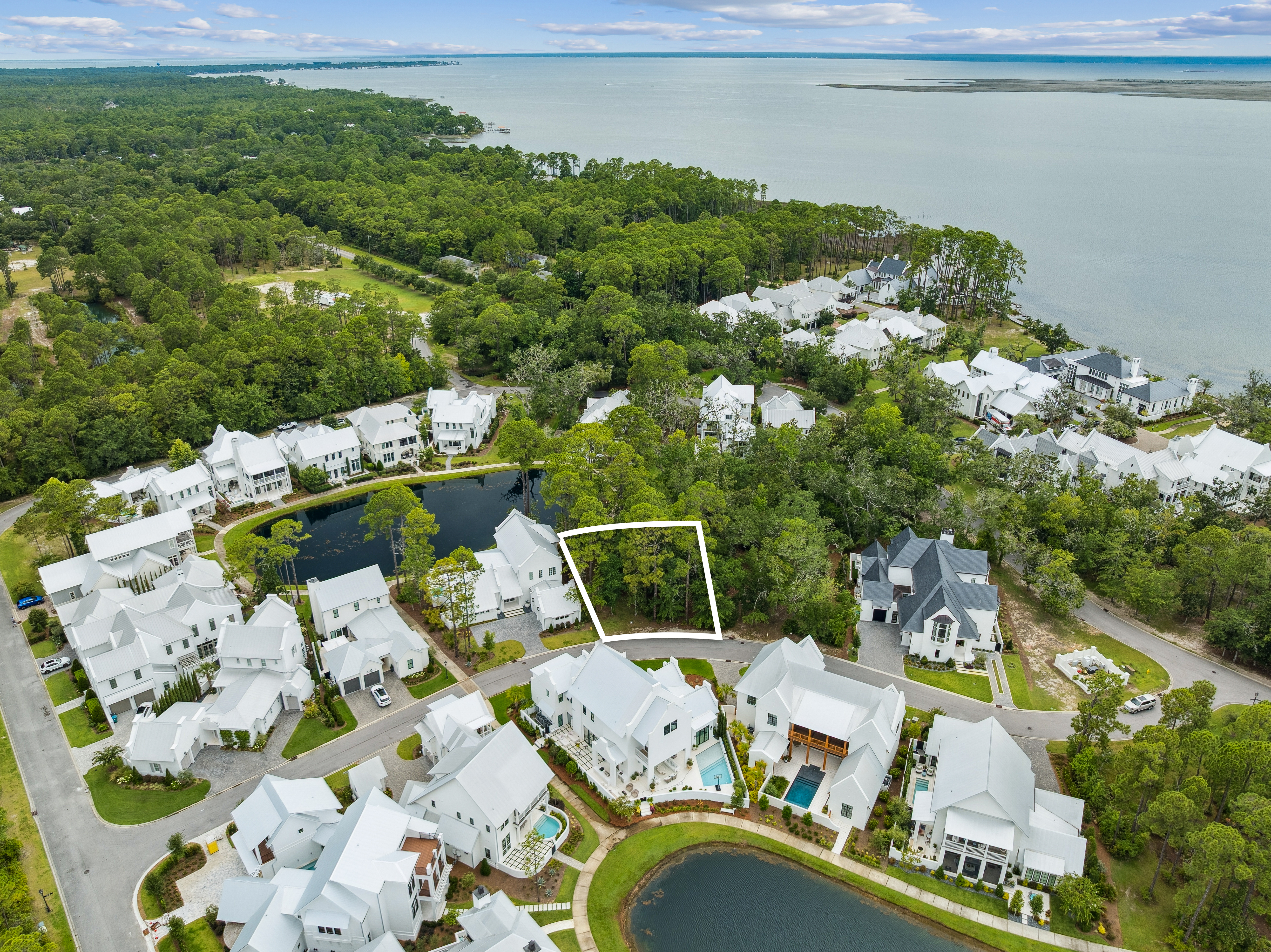  Lakefront Homesite In Secluded Gated Community With Marina And Bay Access - 物件實景