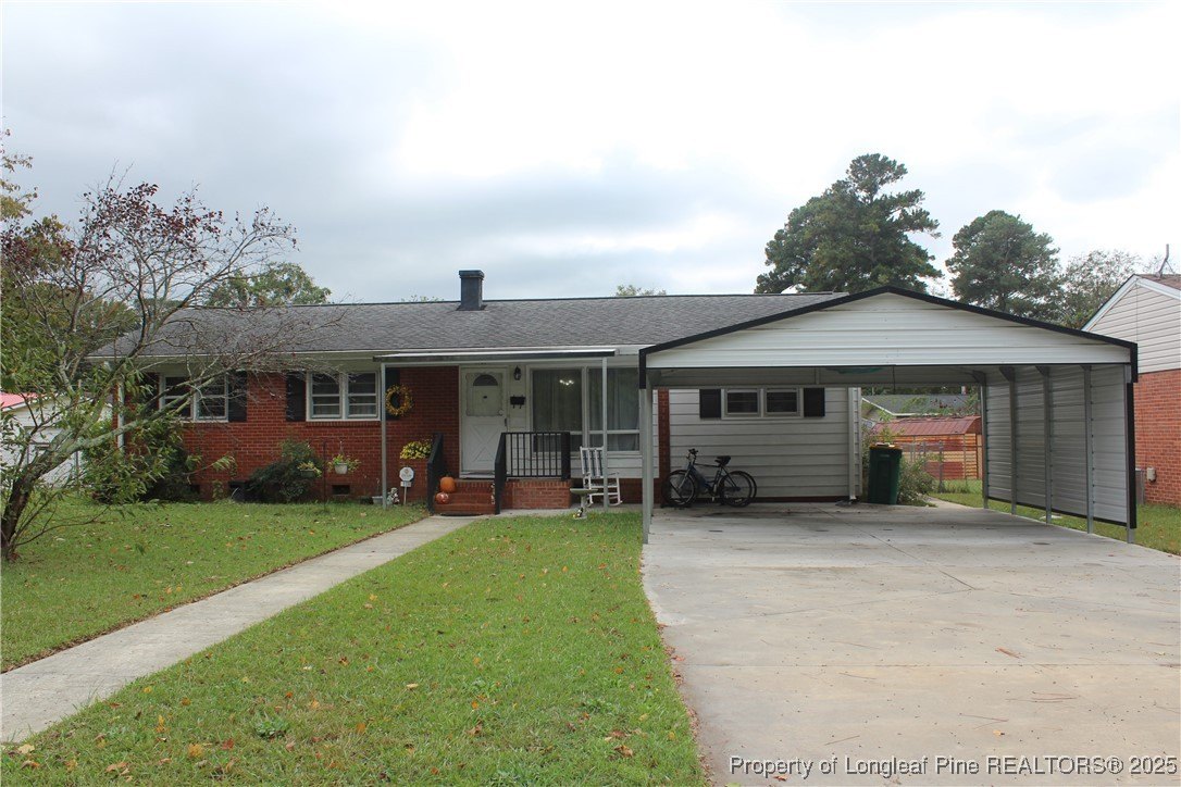 10th St, Lumberton, NC 28358