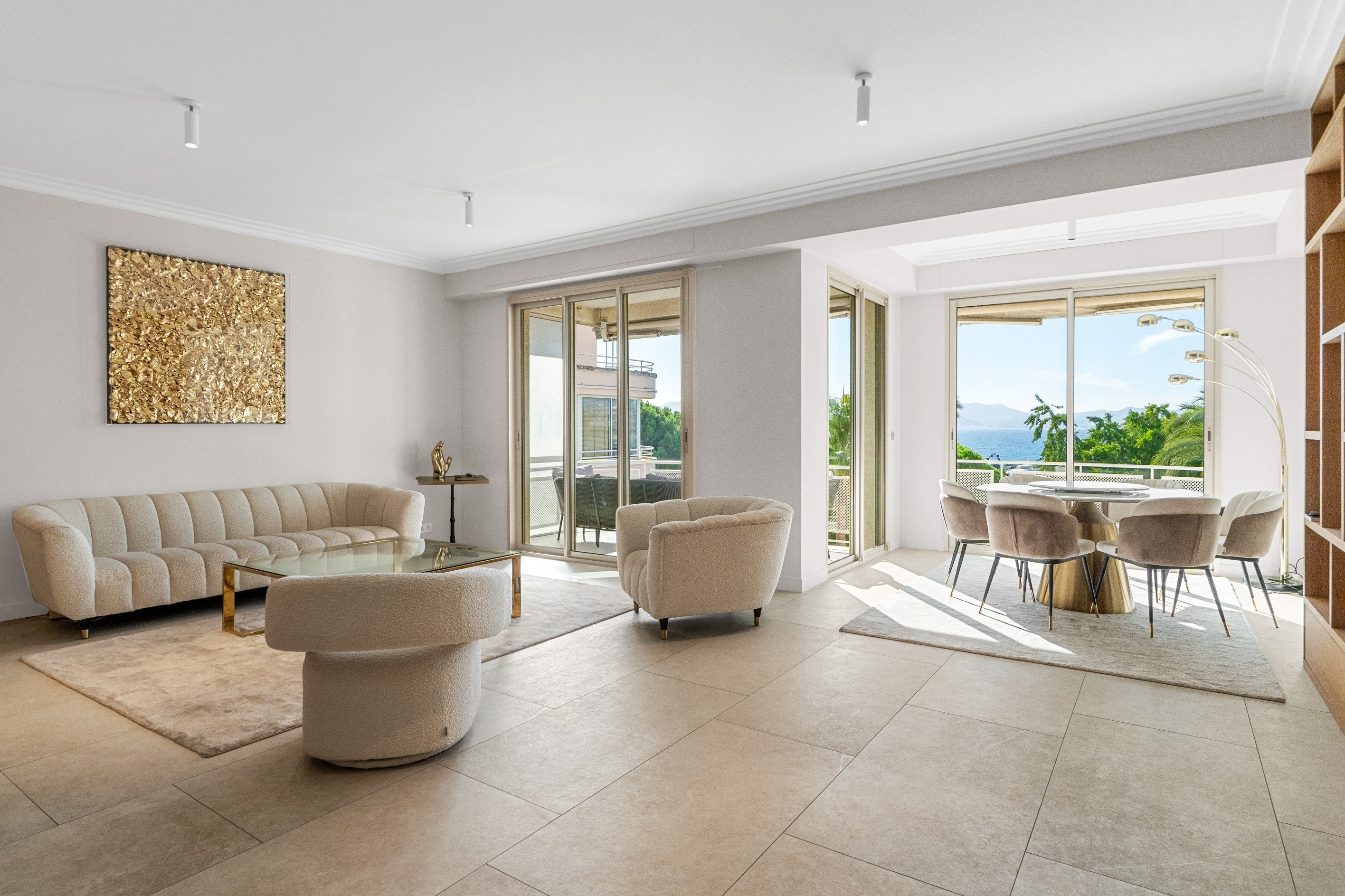  2-bedroom apartment for sale on the Croisette in Cannes, 97 sqm, terraces - 物件實景
