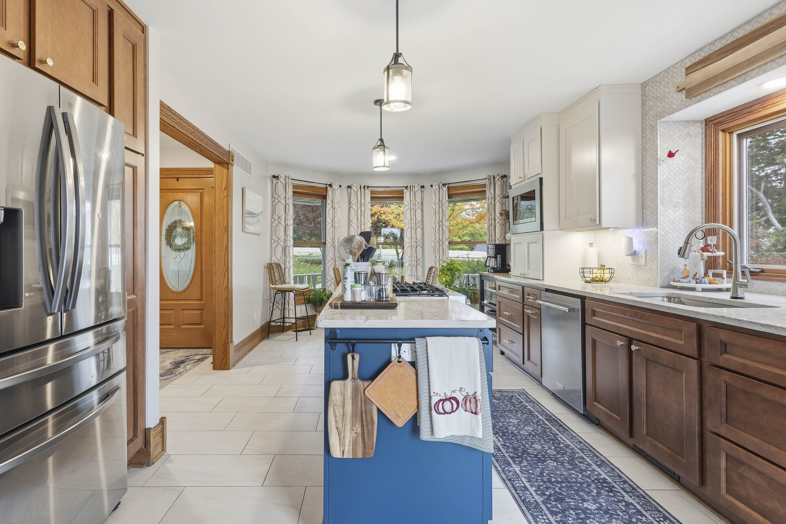 Manhattan, Kansas, 66503, United States, 4 Bedrooms Bedrooms, ,4 BathroomsBathrooms,Residential,For Sale,1985204