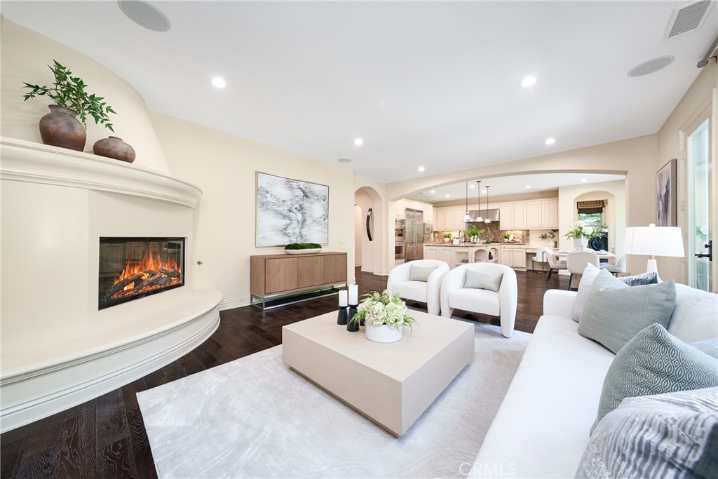 Irvine, California, 92620, United States, 5 Bedrooms Bedrooms, ,5 BathroomsBathrooms,Residential,For Sale,1932589