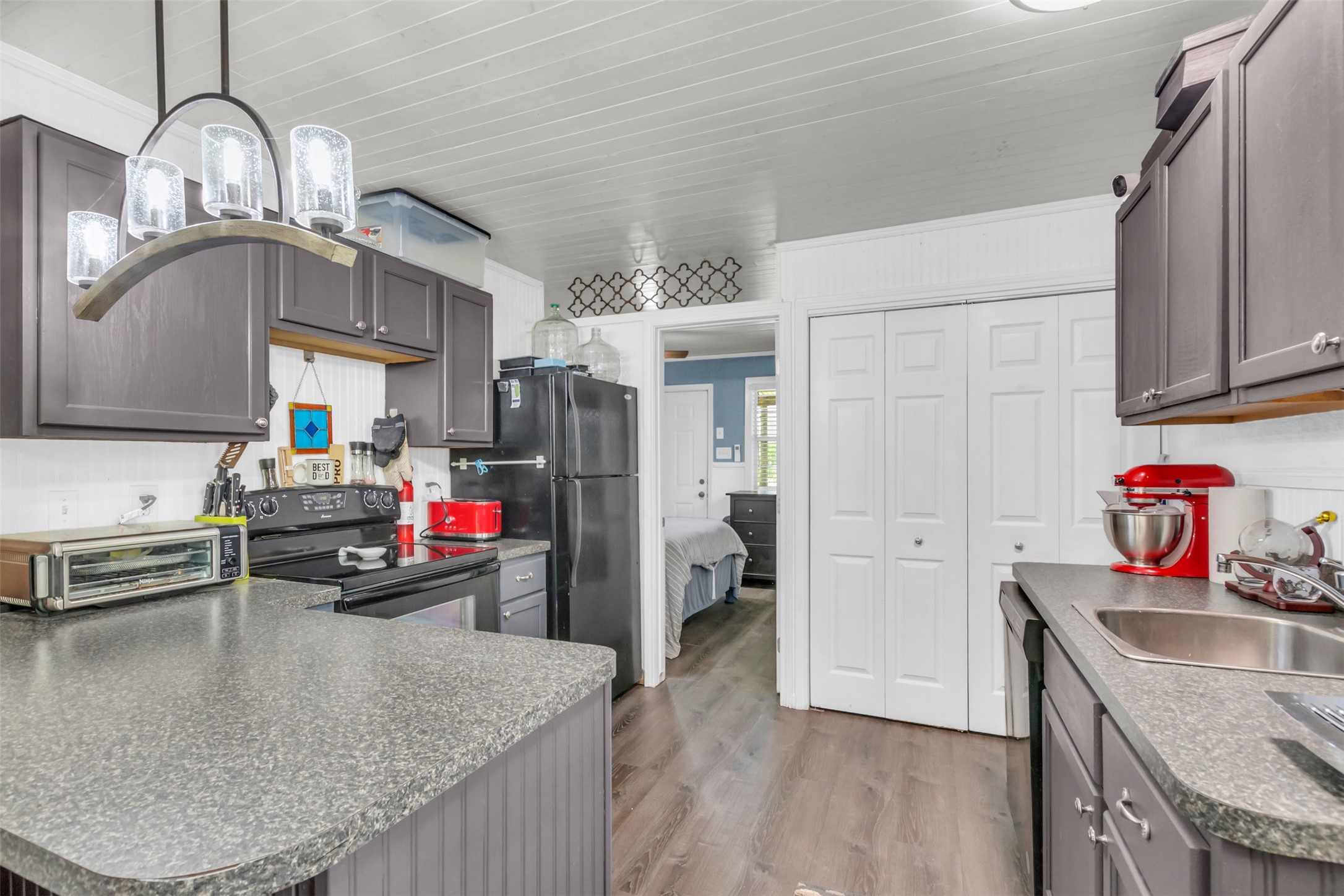 Edgewood, Texas, 75117, United States, 3 Bedrooms Bedrooms, ,2 BathroomsBathrooms,Residential,For Sale,1967085