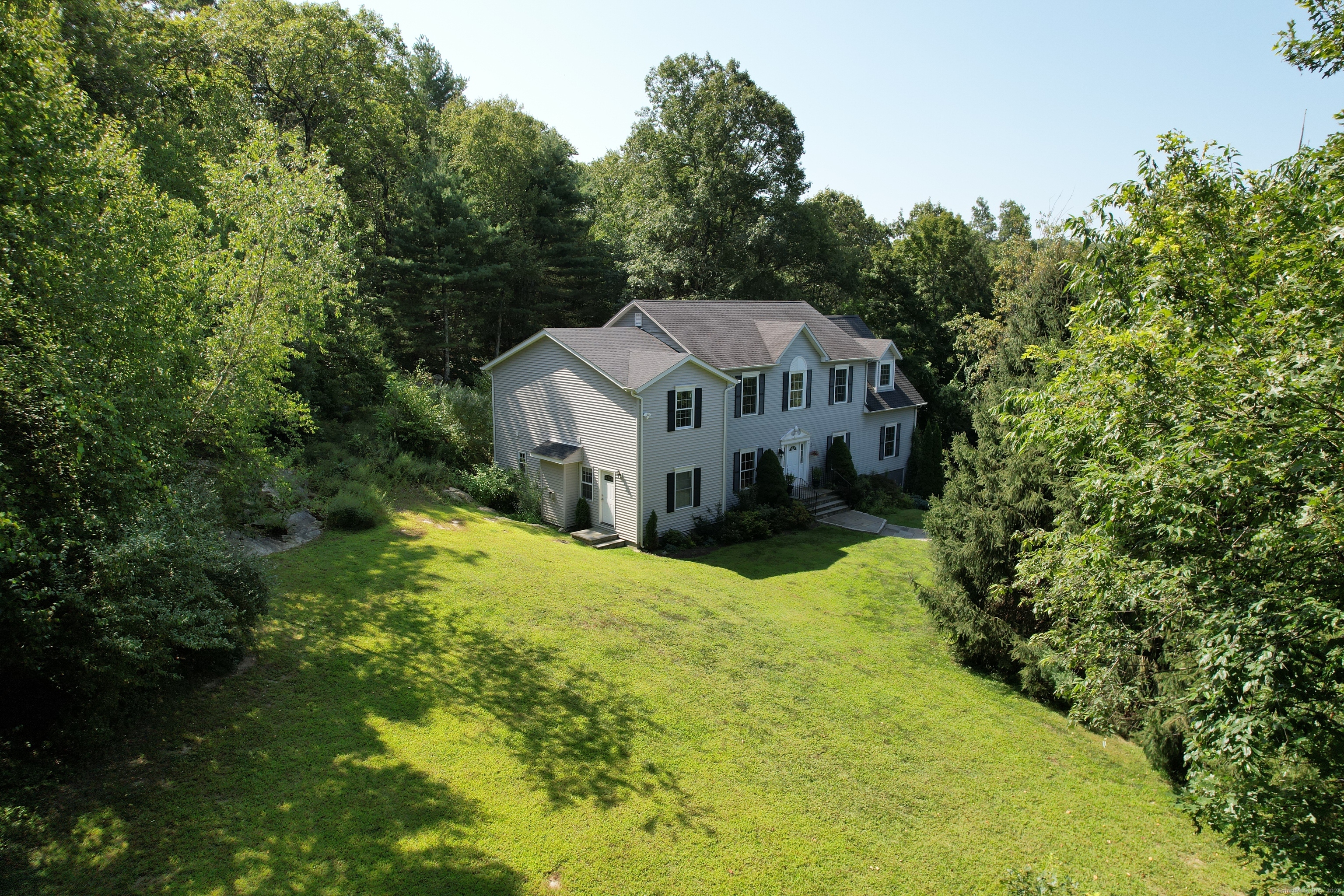 Newtown, Connecticut, 06470, United States, 5 Bedrooms Bedrooms, ,5 BathroomsBathrooms,Residential,For Sale,1907241