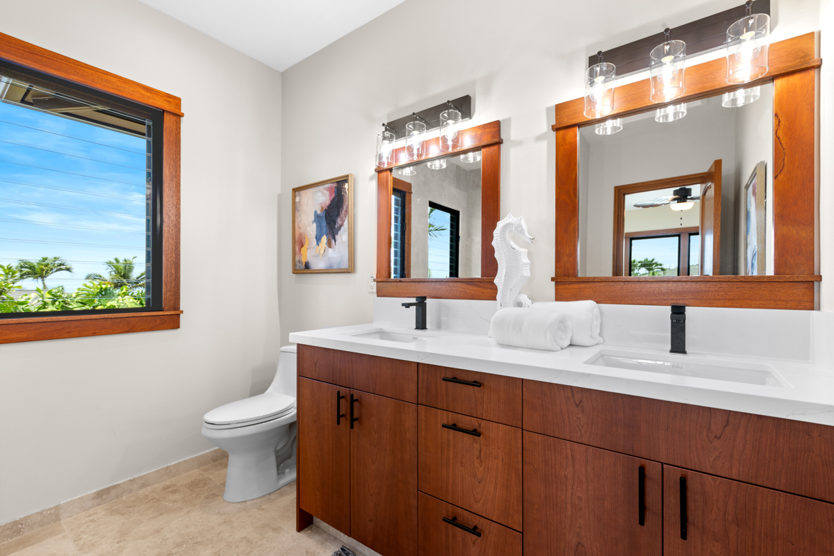 Kailua-Kona, Hawaii, 96740, United States, 4 Bedrooms Bedrooms, ,5 BathroomsBathrooms,Residential,For Sale,2000601