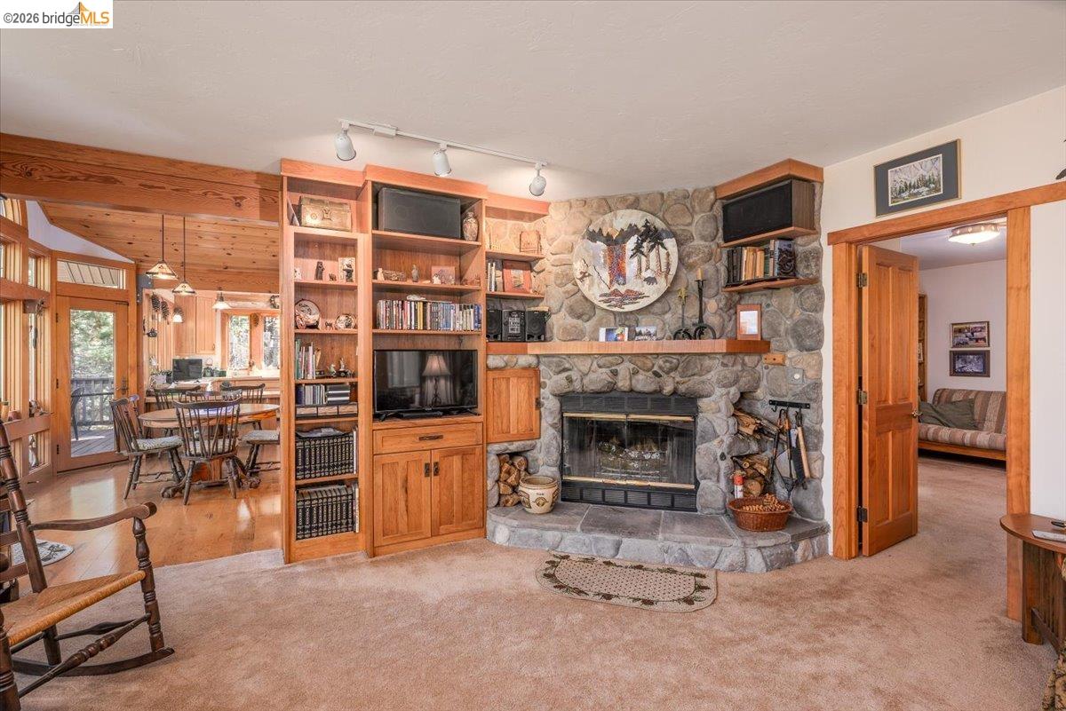 Twain Harte, California, 95383, United States, 3 Bedrooms Bedrooms, ,3 BathroomsBathrooms,Residential,For Sale,2029543