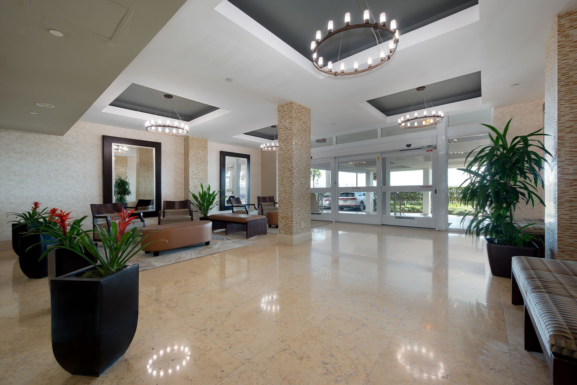  1420 Brickell Bay Dr, Miami, FL, 33131 - 物件實景