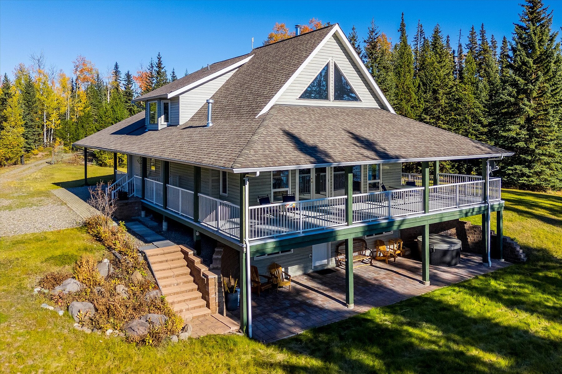  Private Waterfront Estate - 物件實景