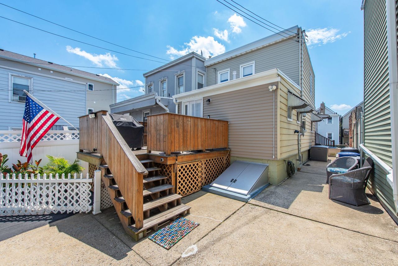 Harrison, New Jersey, 07029, United States, 2 Bedrooms Bedrooms, ,1 BathroomBathrooms,Residential,For Sale,1984057