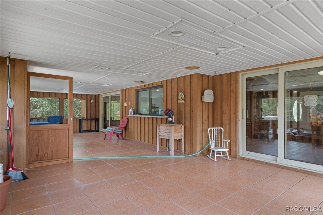 Inverness, Florida, 34453, United States, 6 Bedrooms Bedrooms, ,4 BathroomsBathrooms,Residential,For Sale,1975798