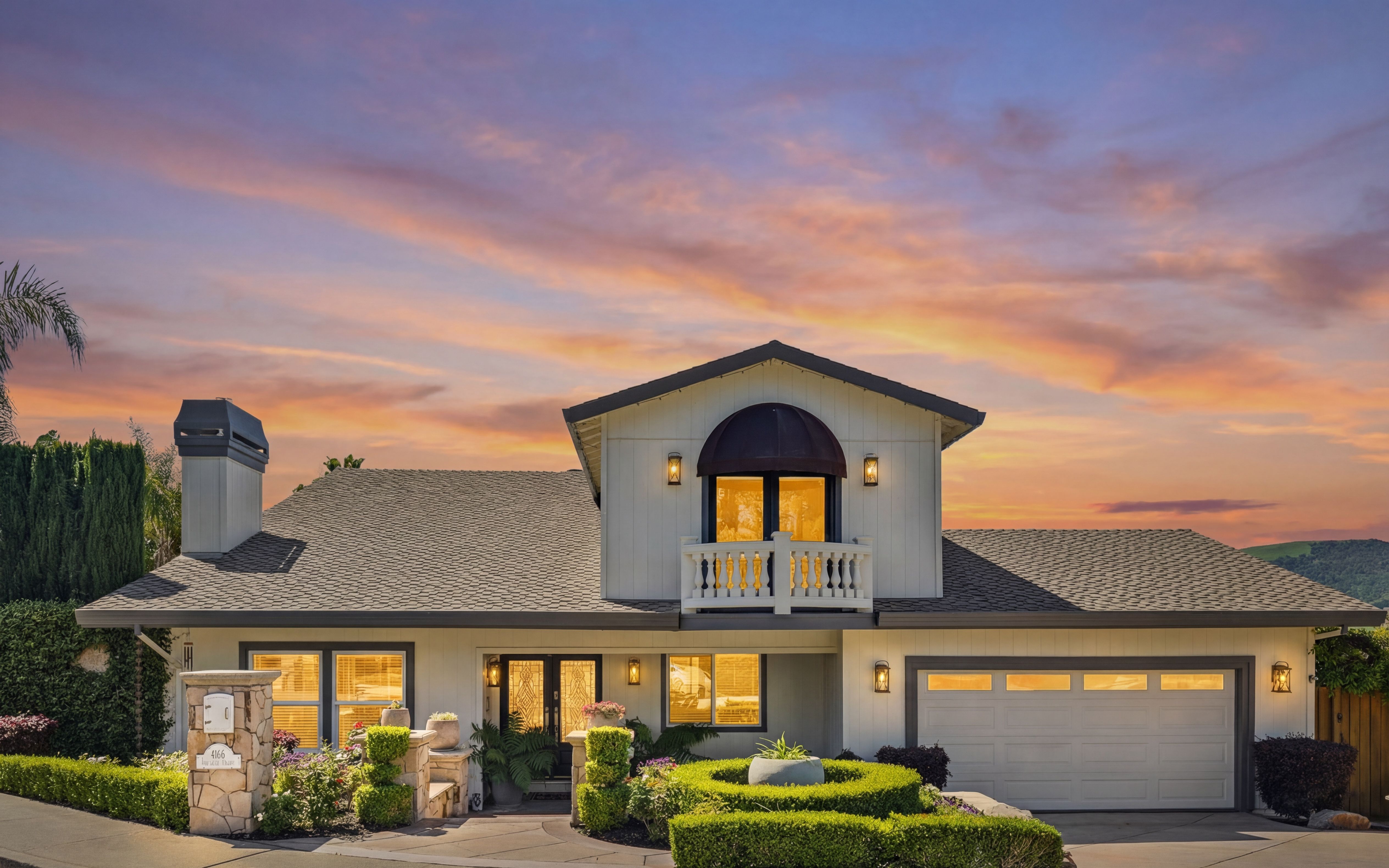  Million Dollar Views and Timeless Elegance in This Exceptional Residence - 物件實景