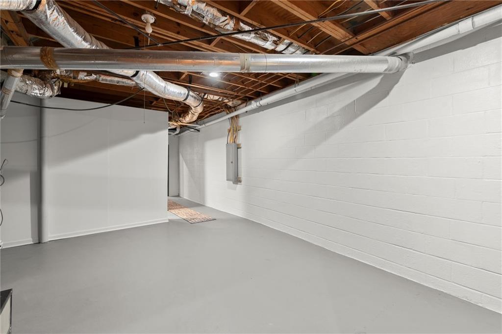 Marietta, Georgia, 30062, United States, 4 Bedrooms Bedrooms, ,3 BathroomsBathrooms,Residential,For Sale,1973759