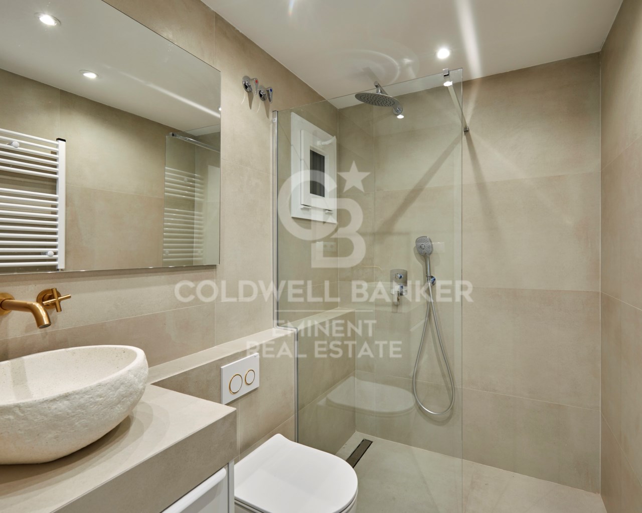 Barcelona, Catalonia, ES, 2 Bedrooms Bedrooms, ,2 BathroomsBathrooms,Residential,For Sale,1896626