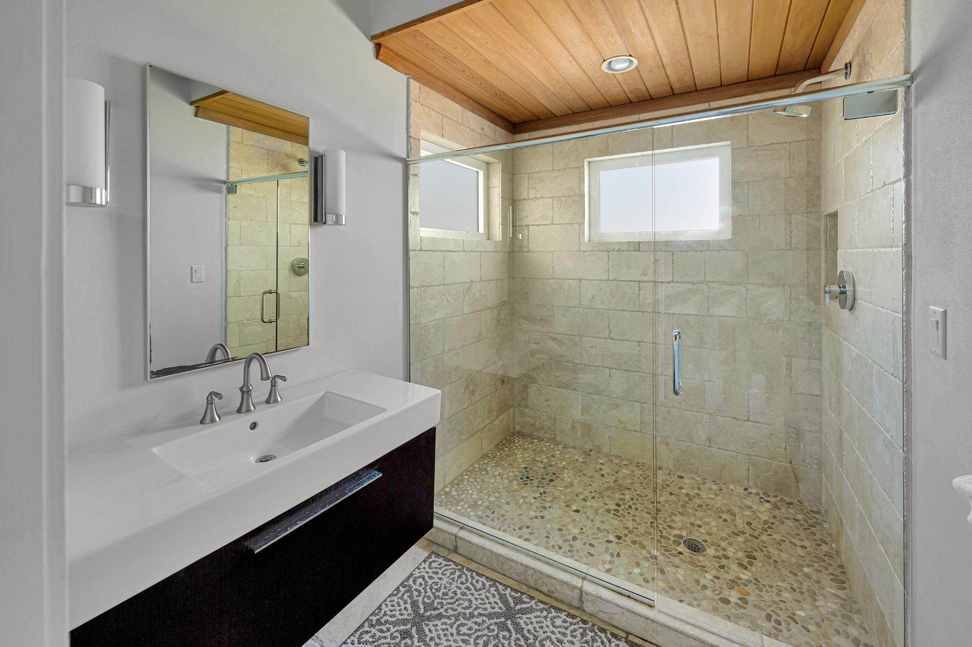 Governors Harbour, Eleuthera, BS, 4 Bedrooms Bedrooms, ,4 BathroomsBathrooms,Residential,For Sale,1991339