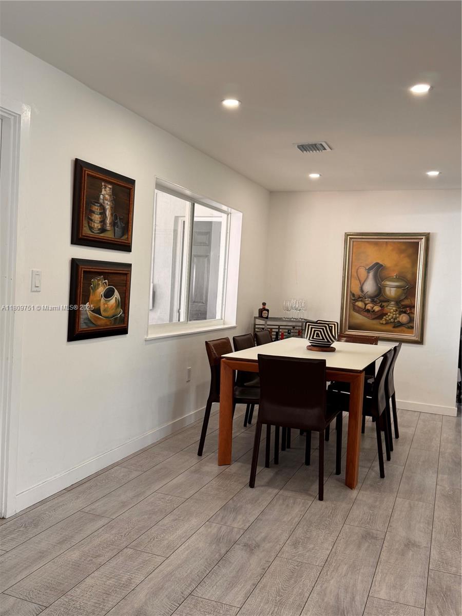 Pompano Beach, Florida, 33060, United States, 2 Bedrooms Bedrooms, ,2 BathroomsBathrooms,Residential,For Sale,1829168